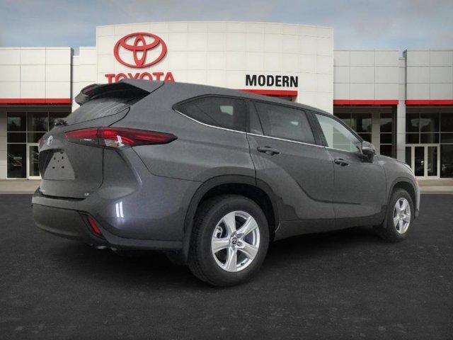 new 2025 Toyota Highlander car, priced at $41,470