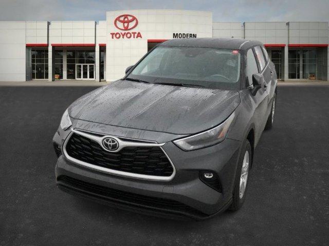 new 2025 Toyota Highlander car, priced at $41,470