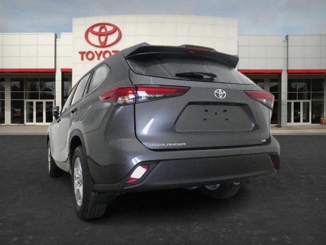 new 2025 Toyota Highlander car, priced at $41,470