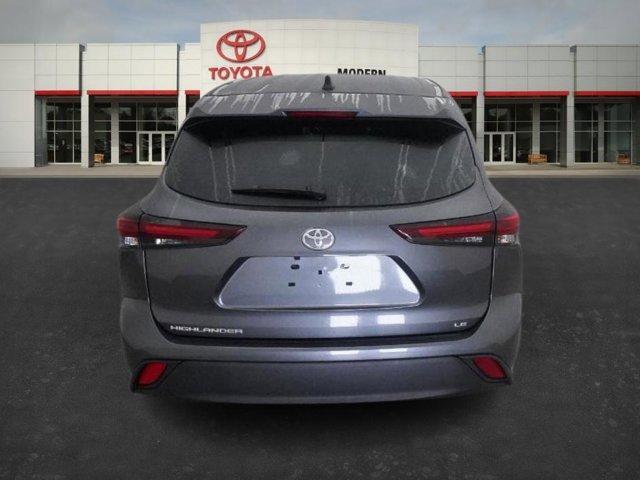 new 2025 Toyota Highlander car, priced at $41,470