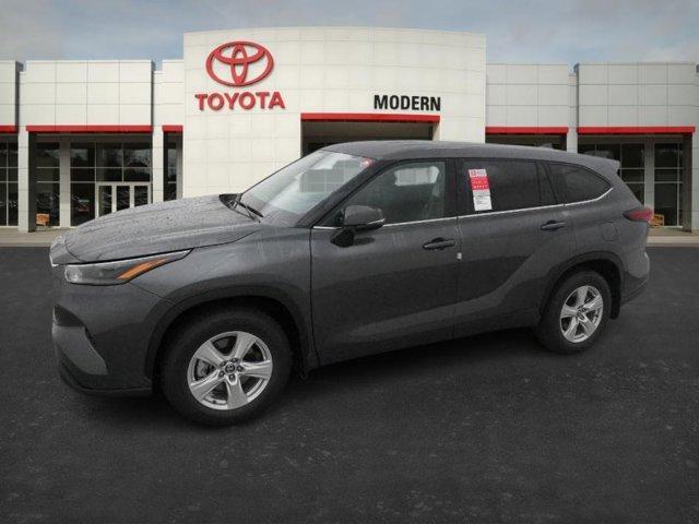 new 2025 Toyota Highlander car, priced at $41,470
