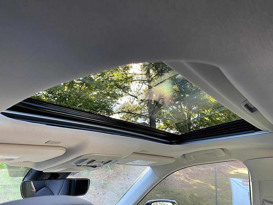 used 2023 Toyota Highlander car, priced at $38,477