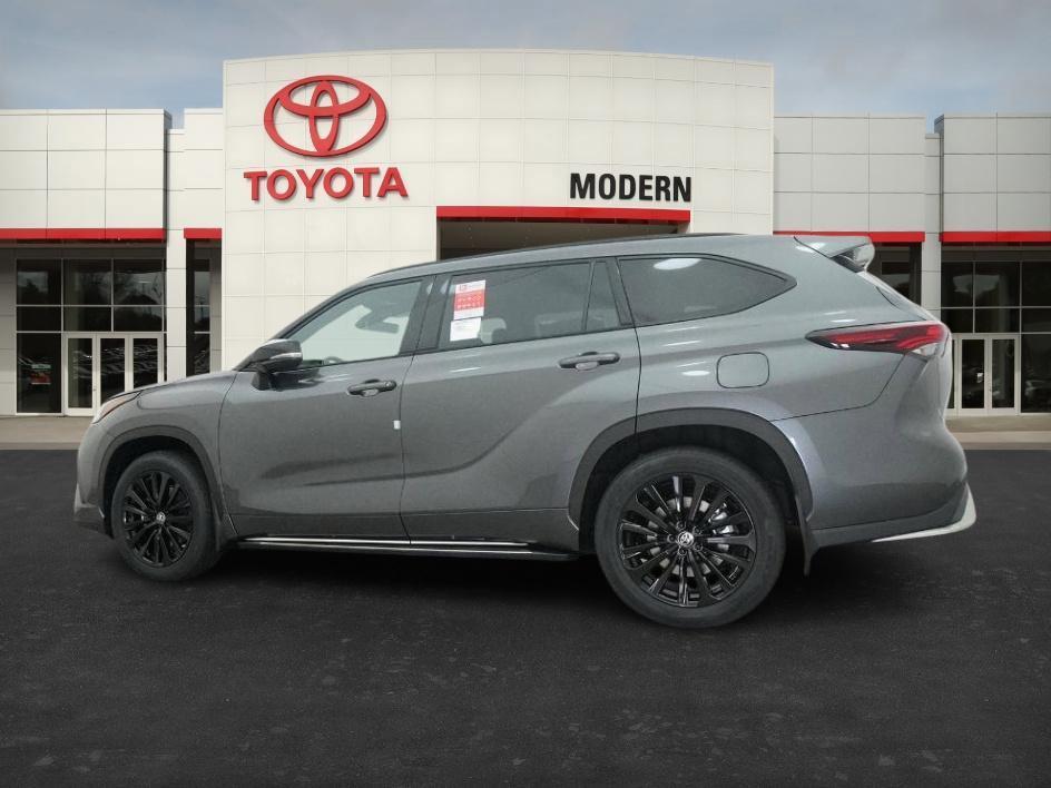new 2025 Toyota Highlander car, priced at $52,410