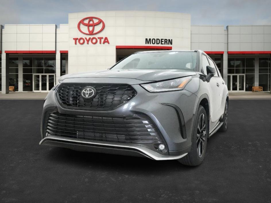 new 2025 Toyota Highlander car, priced at $52,410