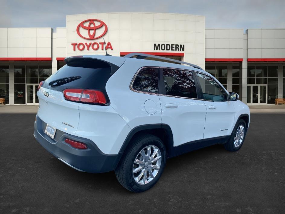 used 2017 Jeep Cherokee car, priced at $14,734