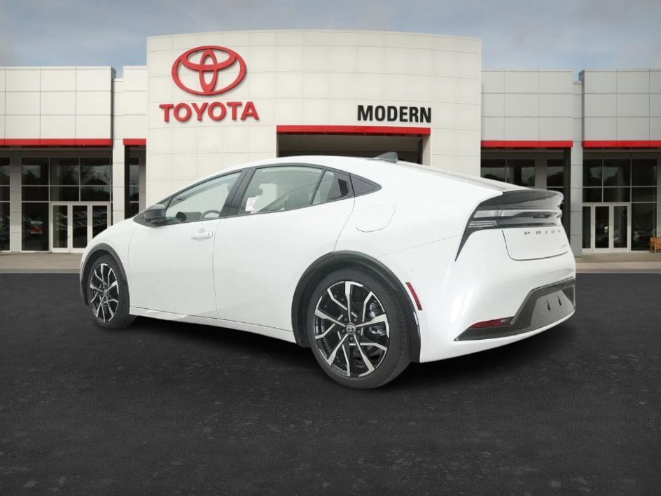 new 2026 Toyota Prius Plug-In Hybrid car, priced at $44,629