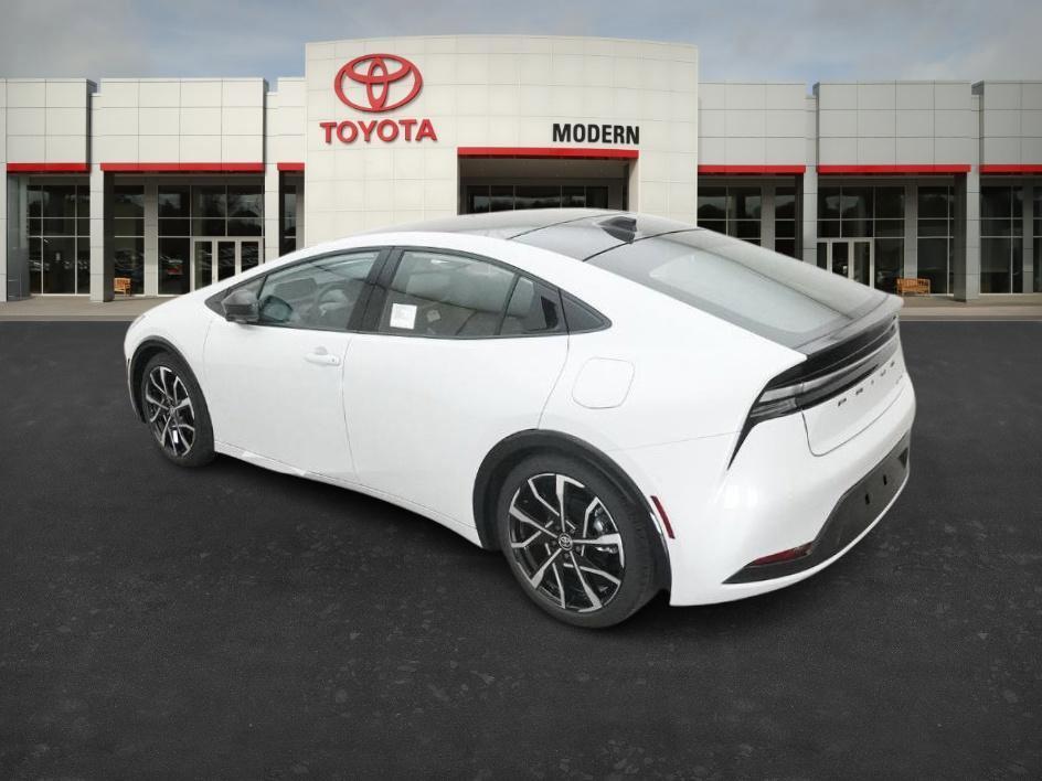 new 2026 Toyota Prius Plug-In Hybrid car, priced at $44,629