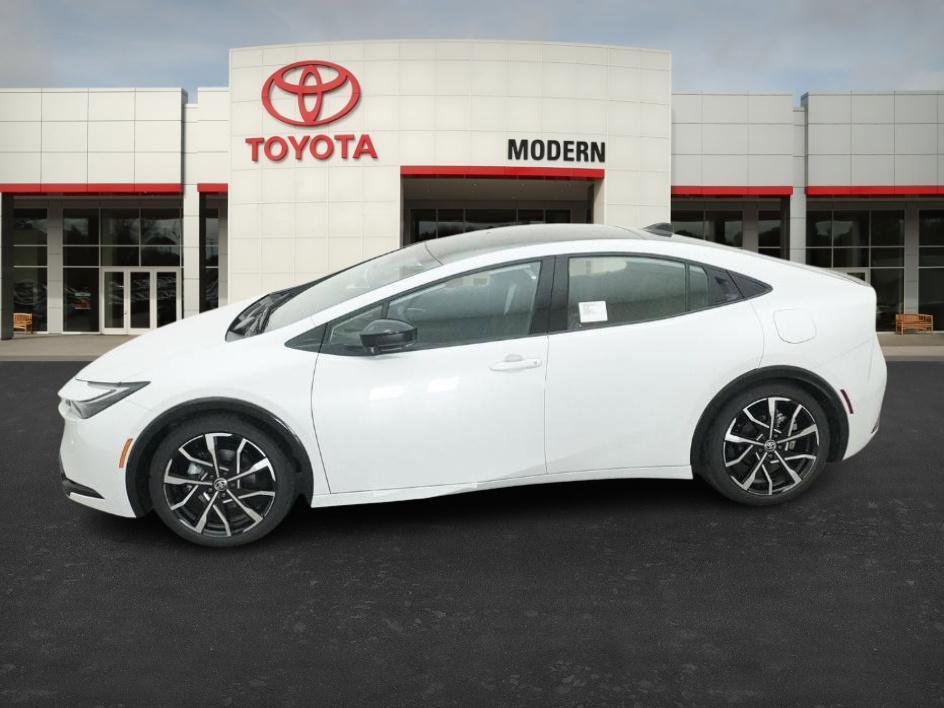new 2026 Toyota Prius Plug-In Hybrid car, priced at $44,629