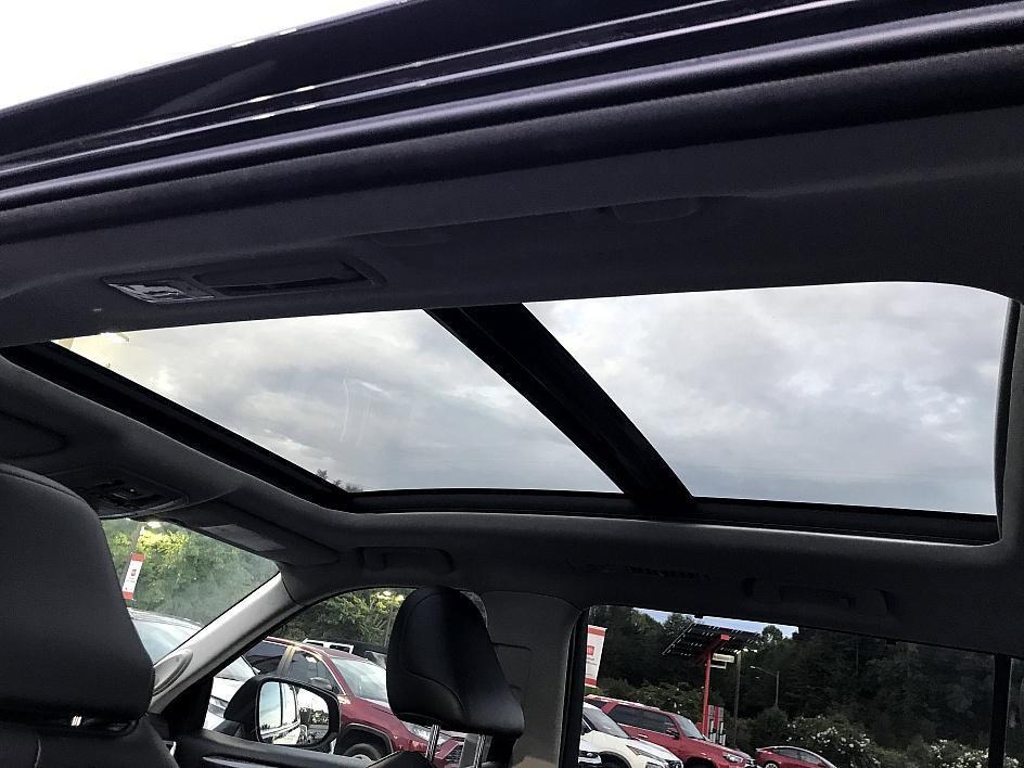 used 2022 Toyota Highlander car, priced at $33,702