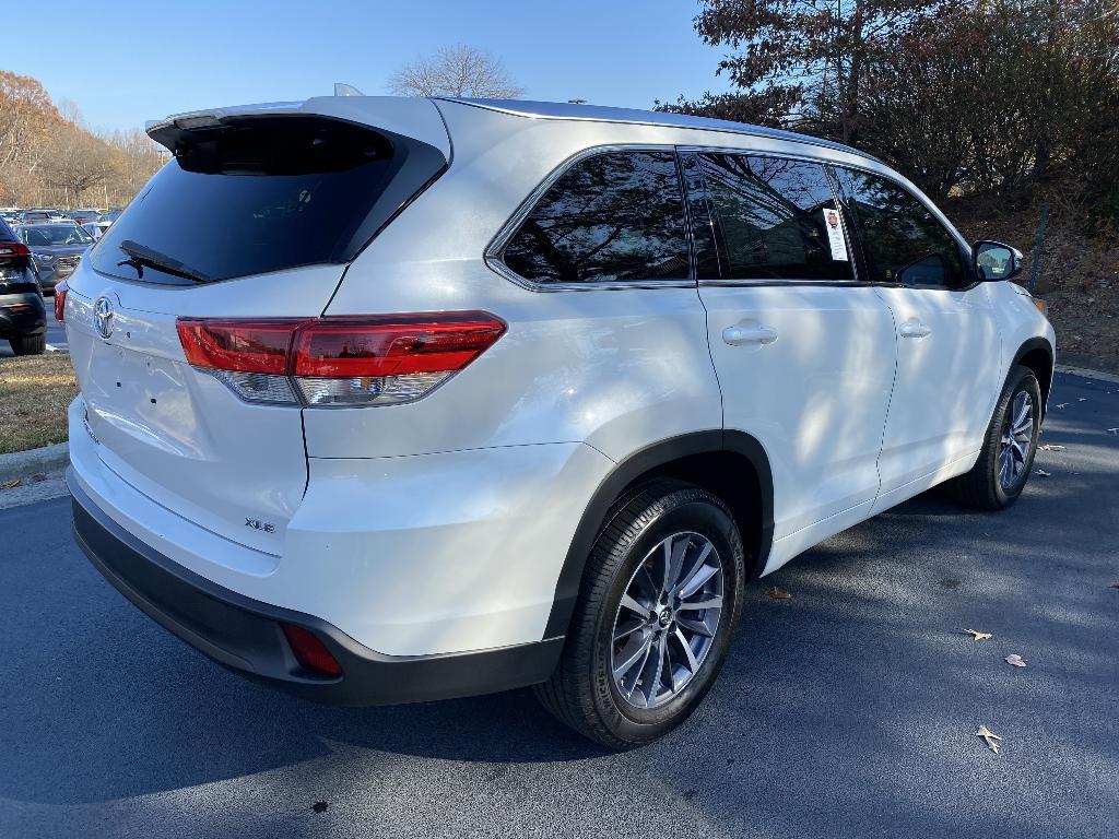 used 2018 Toyota Highlander car, priced at $19,849