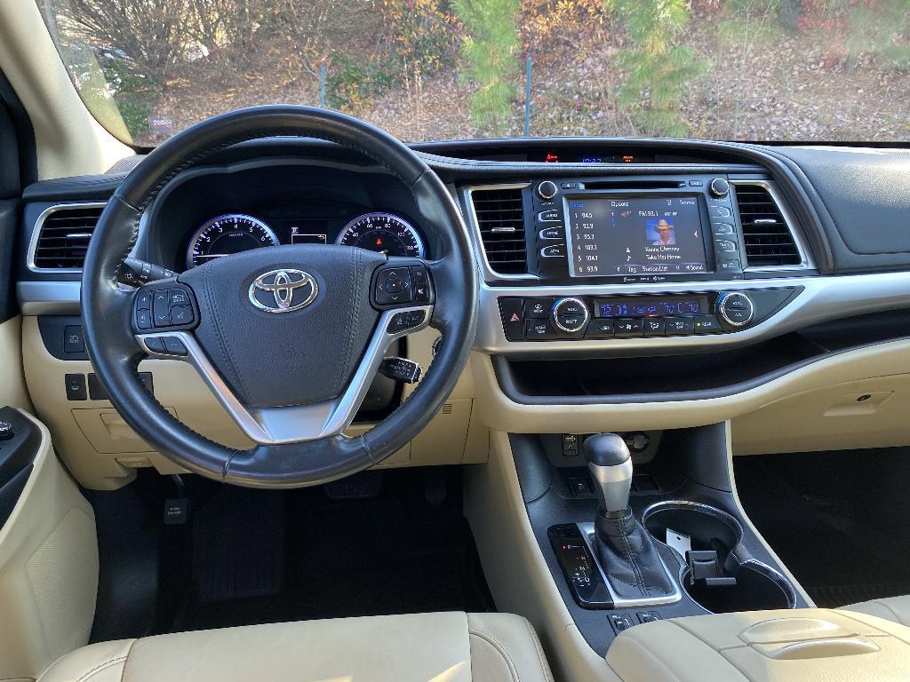 used 2018 Toyota Highlander car, priced at $19,849