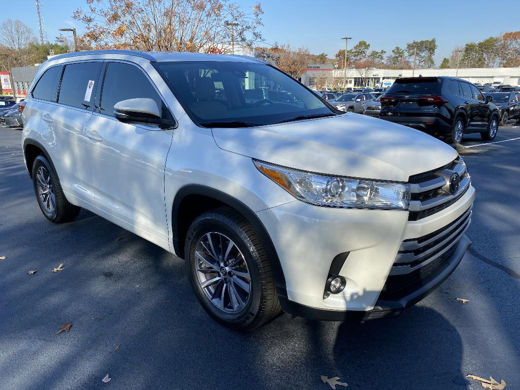 used 2018 Toyota Highlander car, priced at $19,849