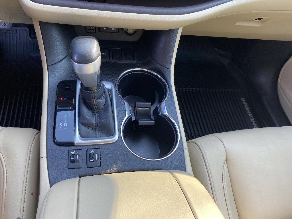 used 2018 Toyota Highlander car, priced at $19,849