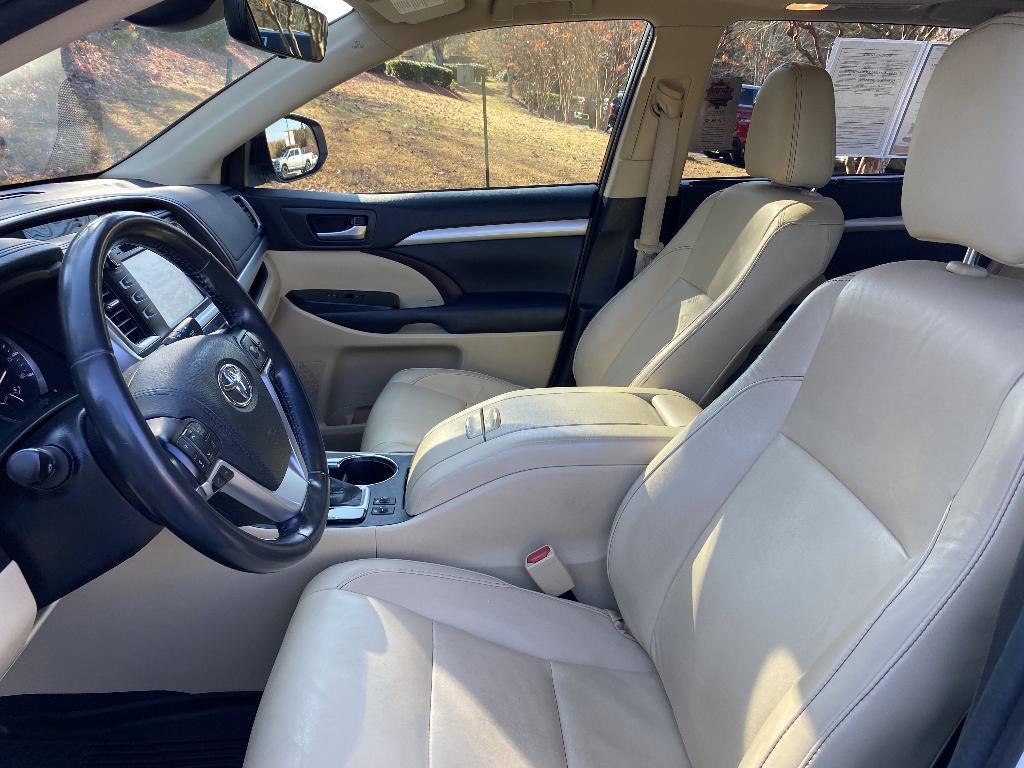 used 2018 Toyota Highlander car, priced at $19,849
