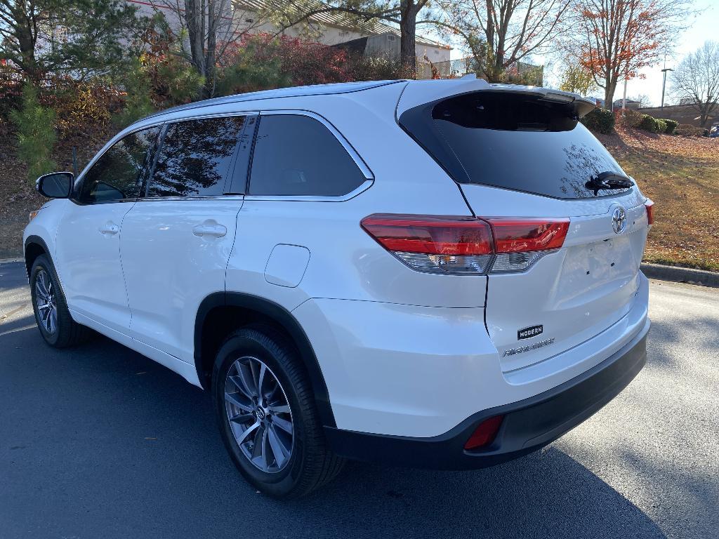 used 2018 Toyota Highlander car, priced at $19,849