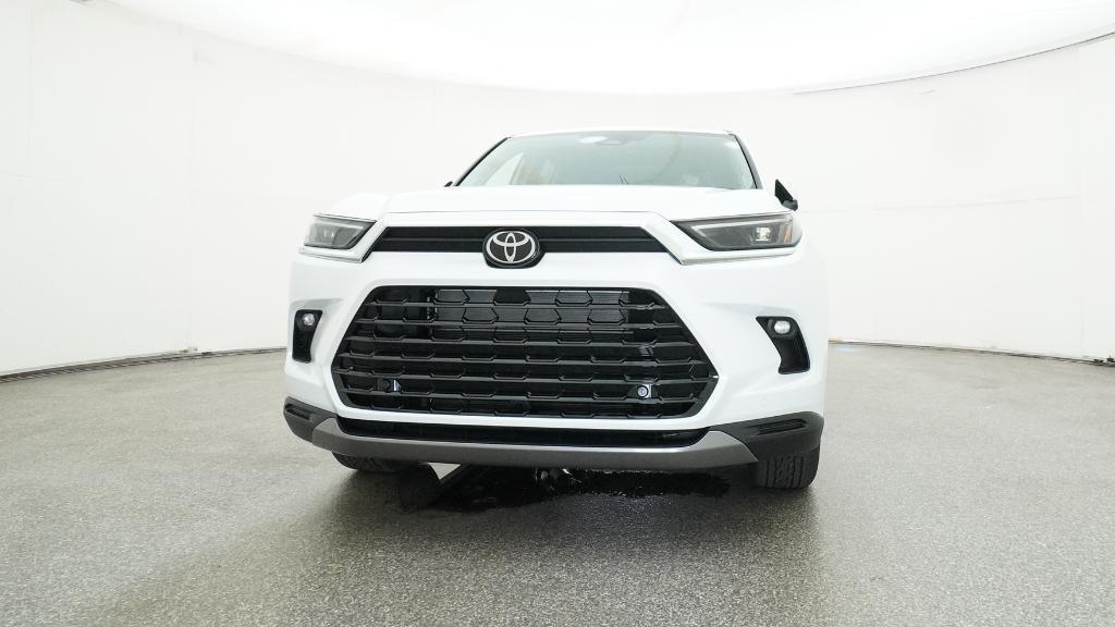 new 2026 Toyota Highlander car, priced at $58,894