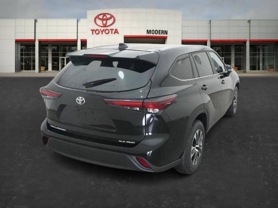 new 2026 Toyota Highlander car, priced at $48,116