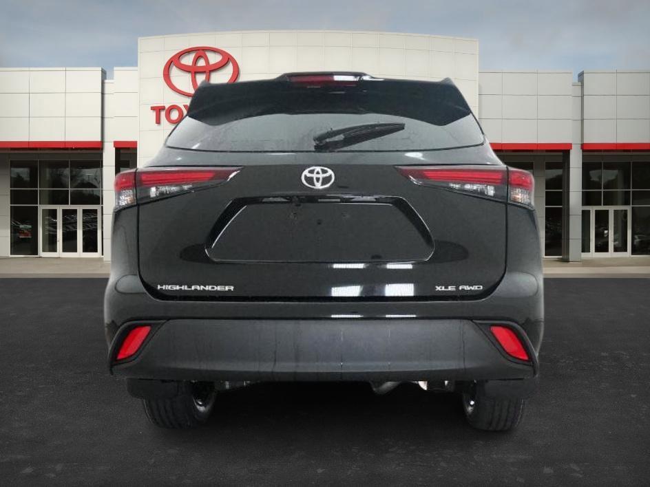 new 2026 Toyota Highlander car, priced at $48,116