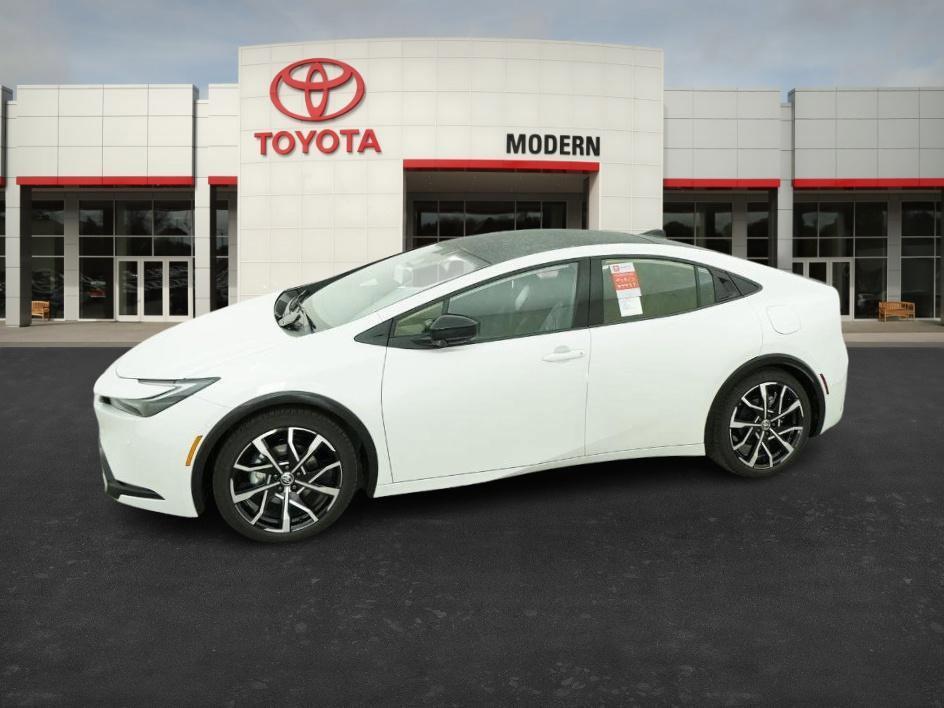 new 2026 Toyota Prius Plug-In Hybrid car, priced at $44,629