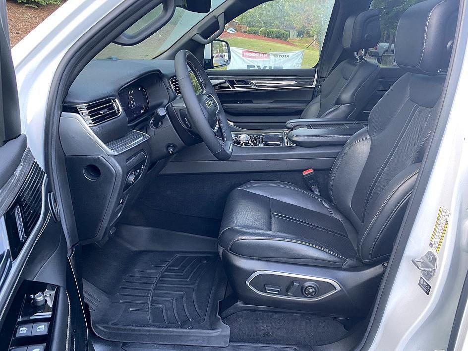 used 2022 Jeep Wagoneer car, priced at $40,945