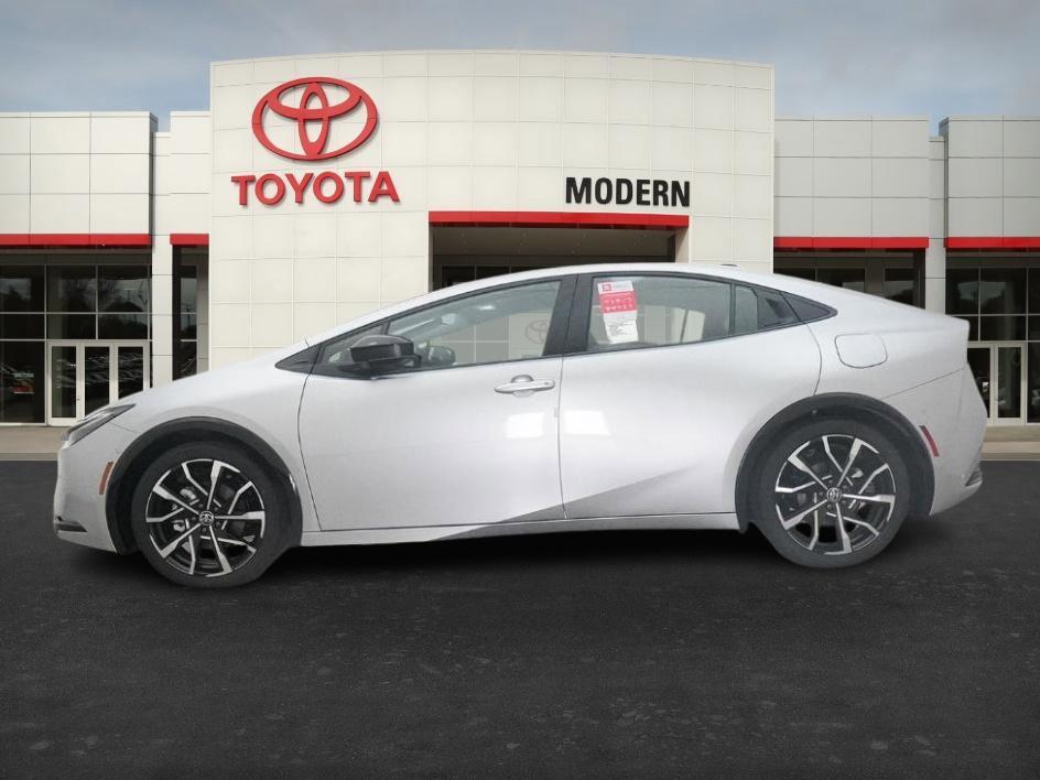 new 2026 Toyota Prius Plug-In Hybrid car, priced at $44,199
