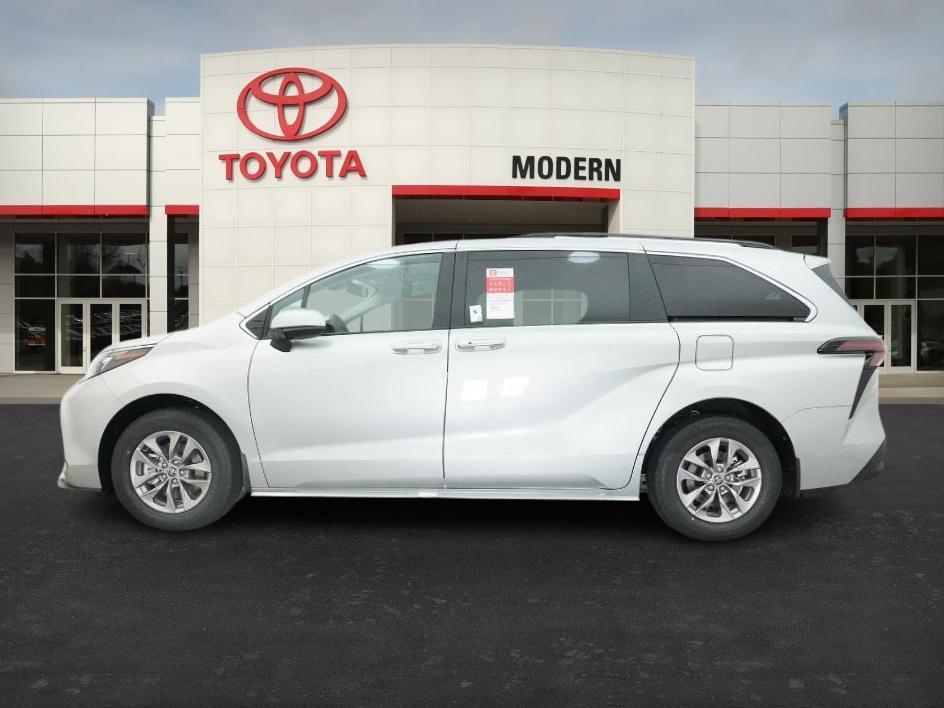 new 2025 Toyota Sienna car, priced at $46,662