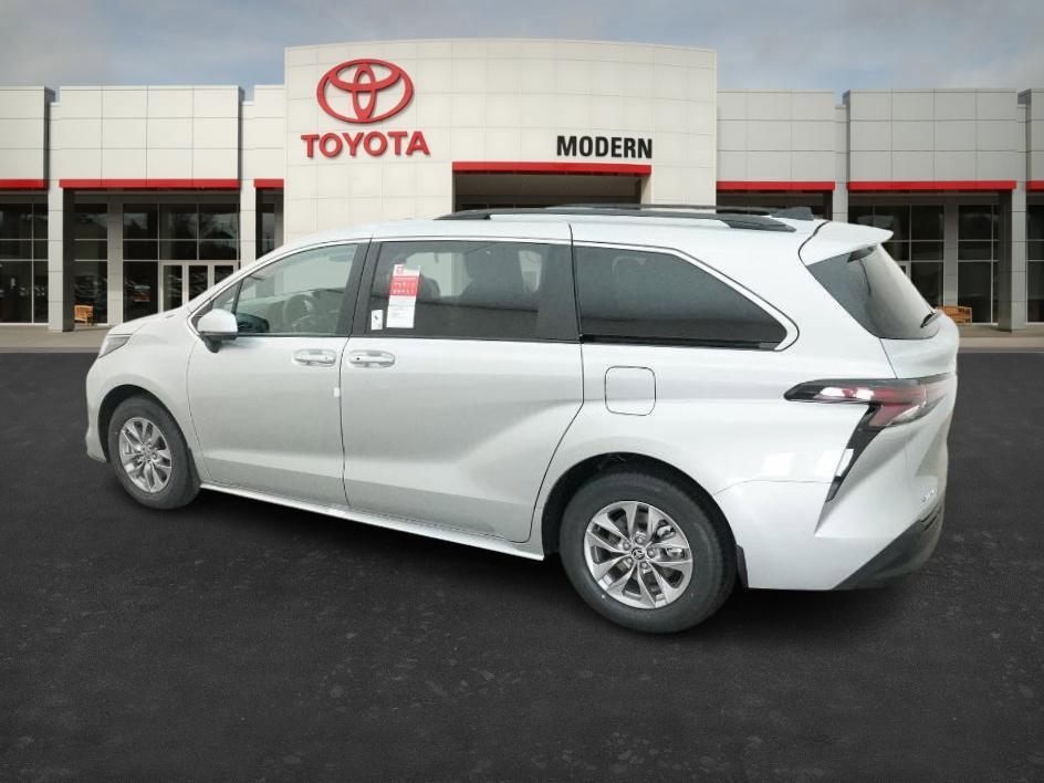 new 2025 Toyota Sienna car, priced at $46,662