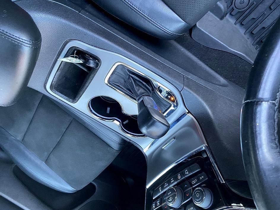 used 2020 Jeep Grand Cherokee car, priced at $20,436