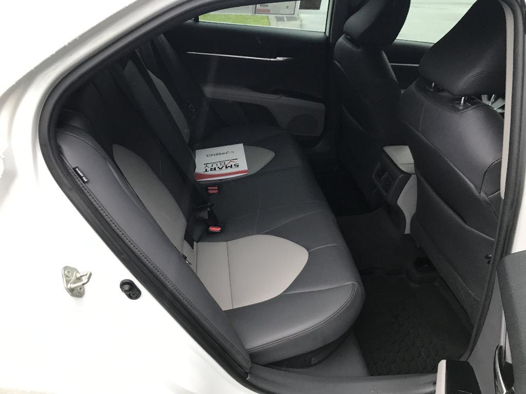 used 2020 Toyota Camry Hybrid car, priced at $21,486