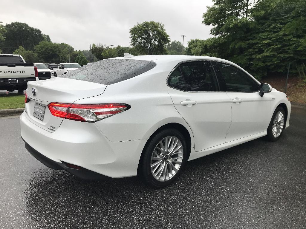 used 2020 Toyota Camry Hybrid car, priced at $21,486