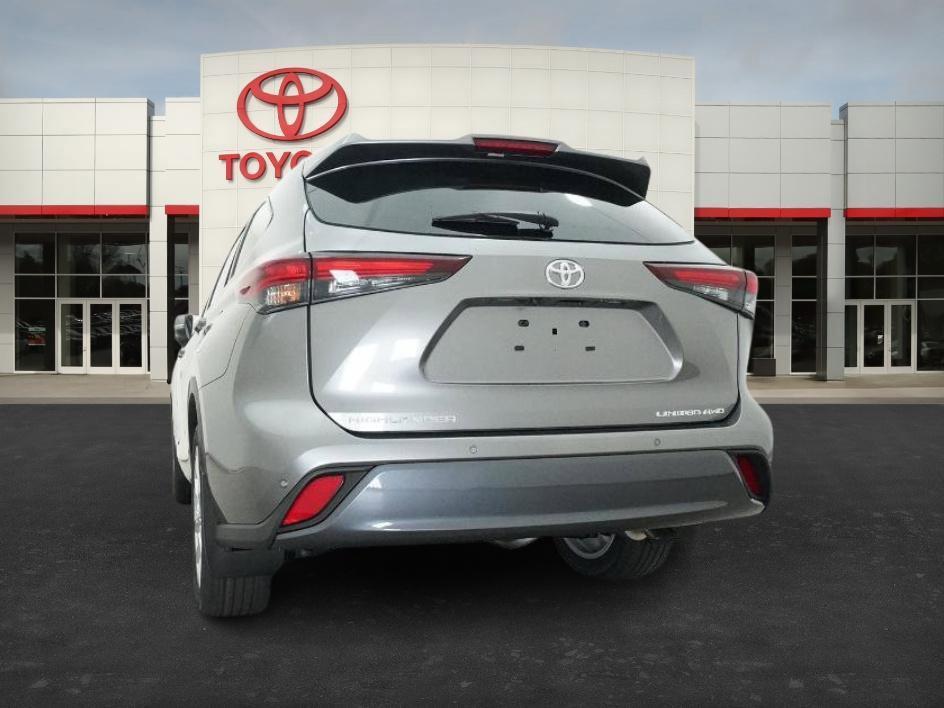 new 2026 Toyota Highlander car, priced at $53,896