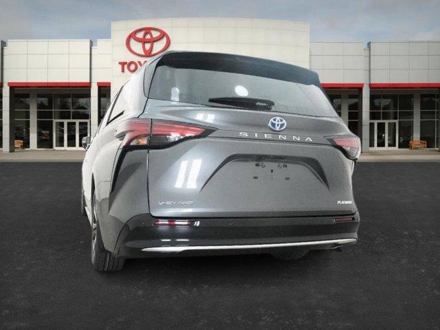 new 2025 Toyota Sienna car, priced at $59,422