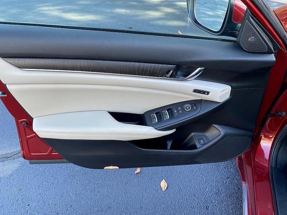 used 2020 Honda Accord Hybrid car, priced at $21,360