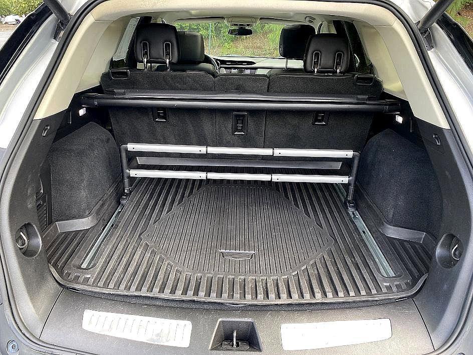 used 2018 Cadillac XT5 car, priced at $17,486