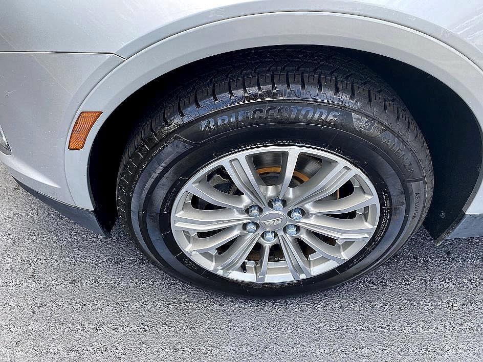 used 2018 Cadillac XT5 car, priced at $17,486