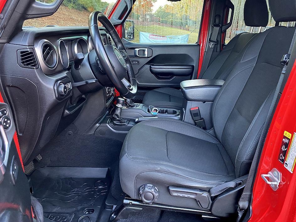 used 2021 Jeep Wrangler Unlimited car, priced at $26,984