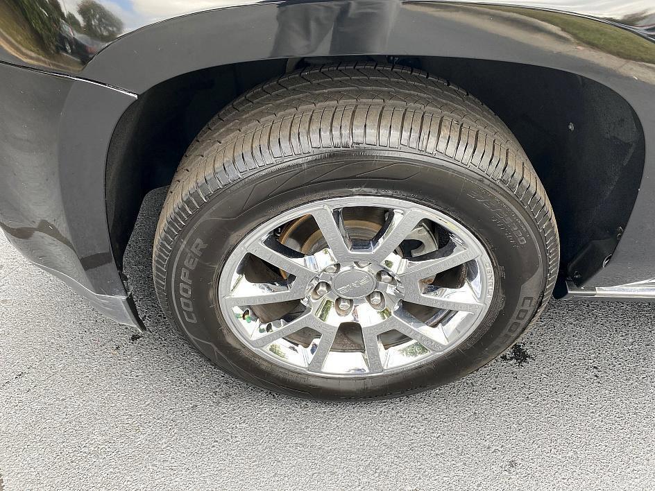 used 2018 GMC Yukon XL car, priced at $22,486