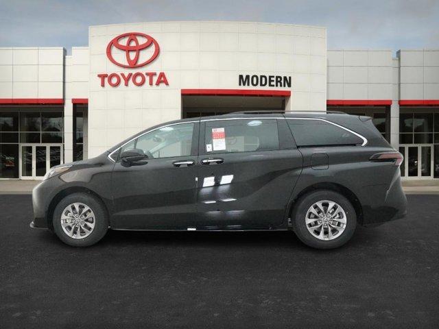new 2026 Toyota Sienna car, priced at $46,962