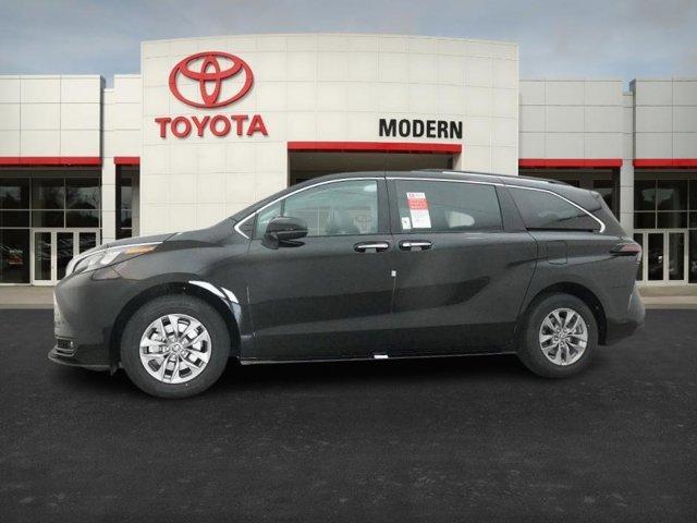 new 2026 Toyota Sienna car, priced at $46,962