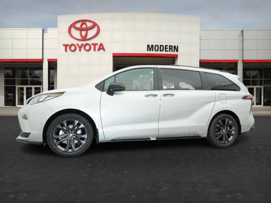 new 2025 Toyota Sienna car, priced at $50,092