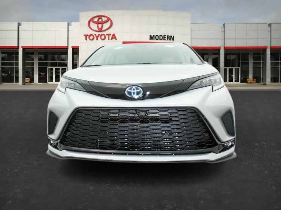 new 2025 Toyota Sienna car, priced at $50,092