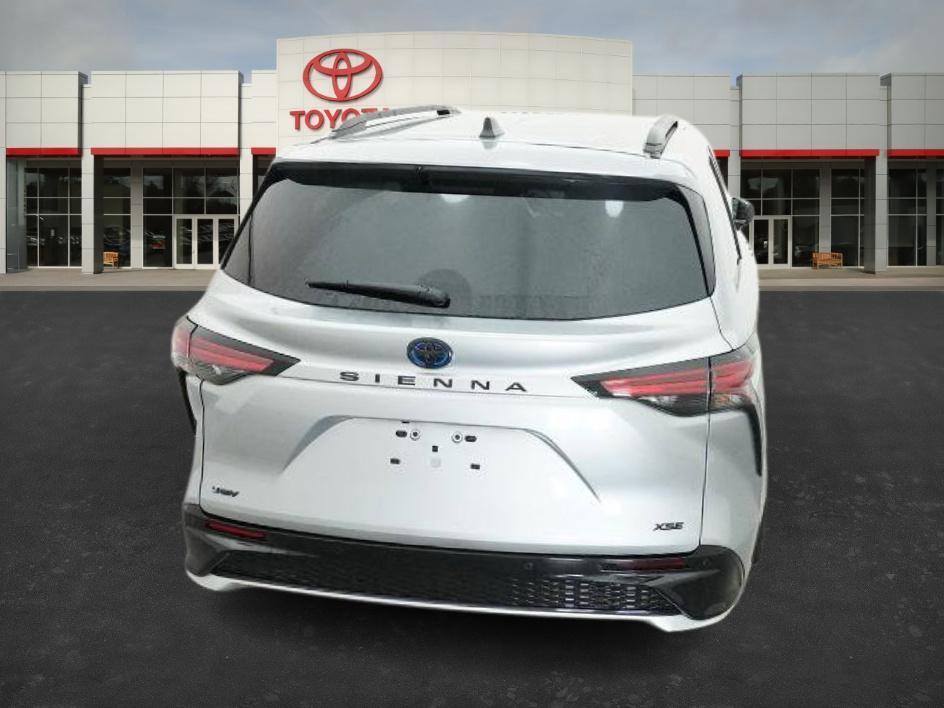 new 2025 Toyota Sienna car, priced at $50,092