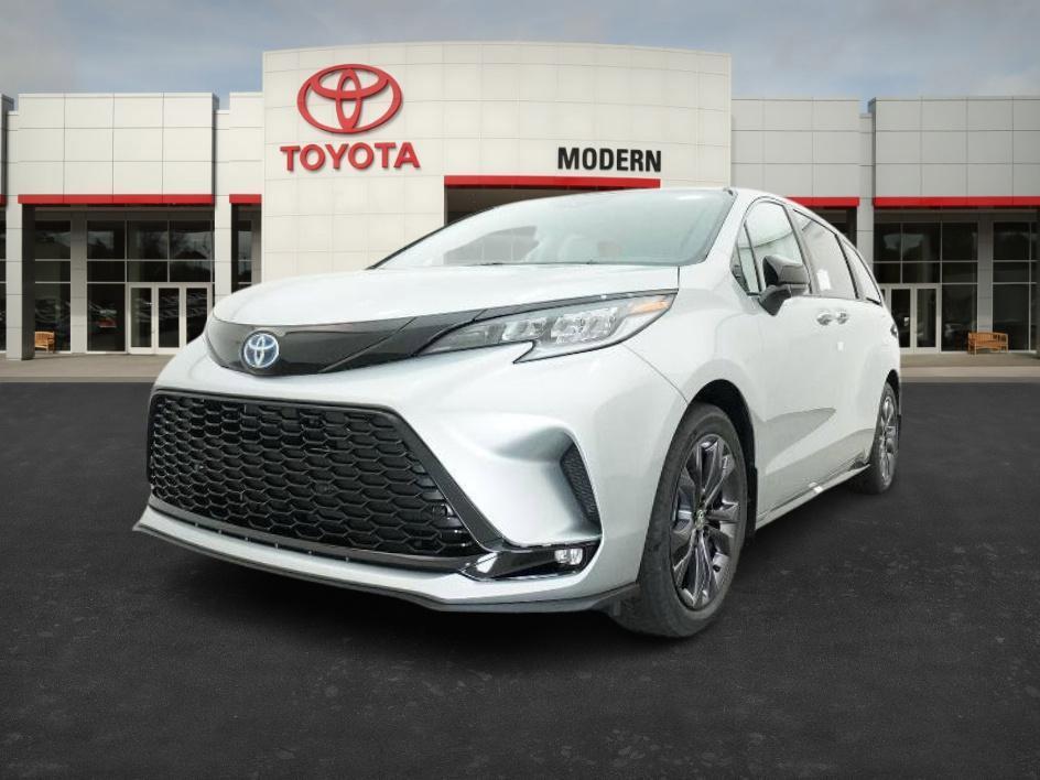 new 2025 Toyota Sienna car, priced at $50,092