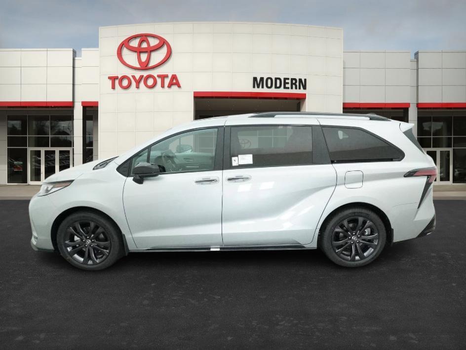 new 2025 Toyota Sienna car, priced at $50,092