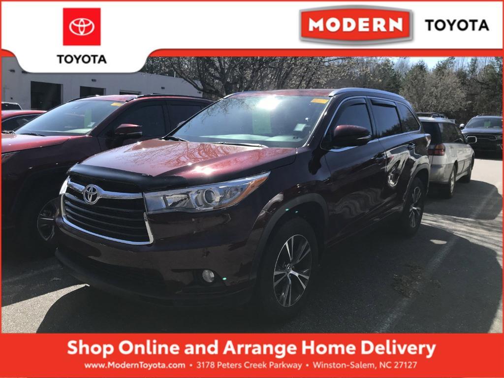 used 2016 Toyota Highlander car, priced at $25,437