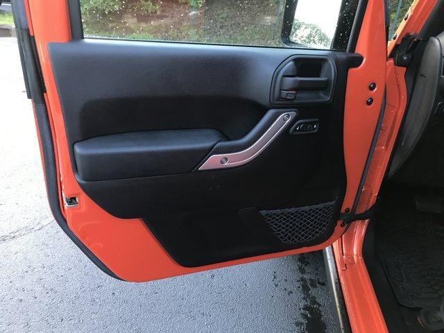 used 2015 Jeep Wrangler Unlimited car, priced at $24,886