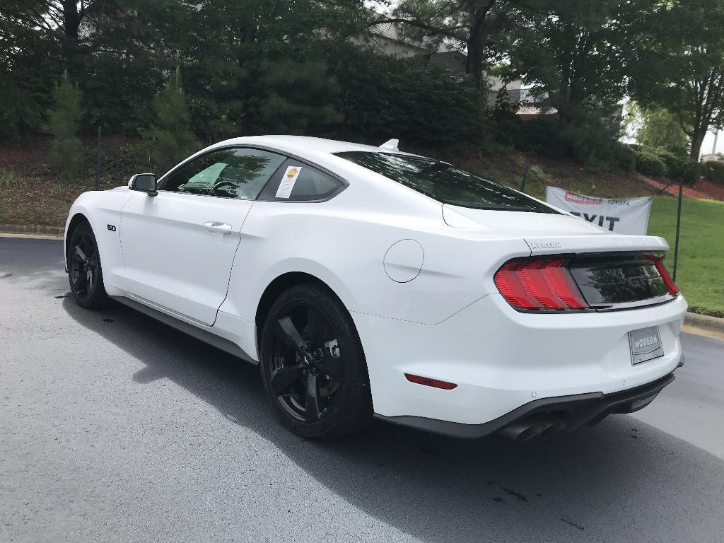 used 2022 Ford Mustang car, priced at $34,886