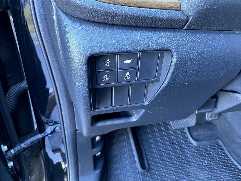 used 2017 Honda CR-V car, priced at $17,493