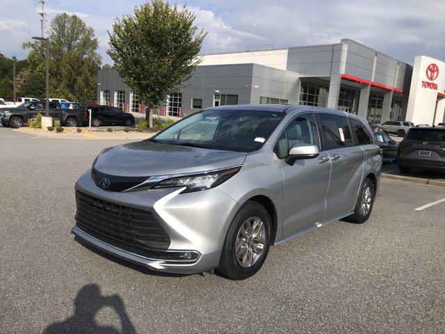 used 2022 Toyota Sienna car, priced at $38,799