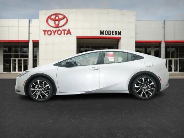 new 2026 Toyota Prius Plug-In Hybrid car, priced at $44,748